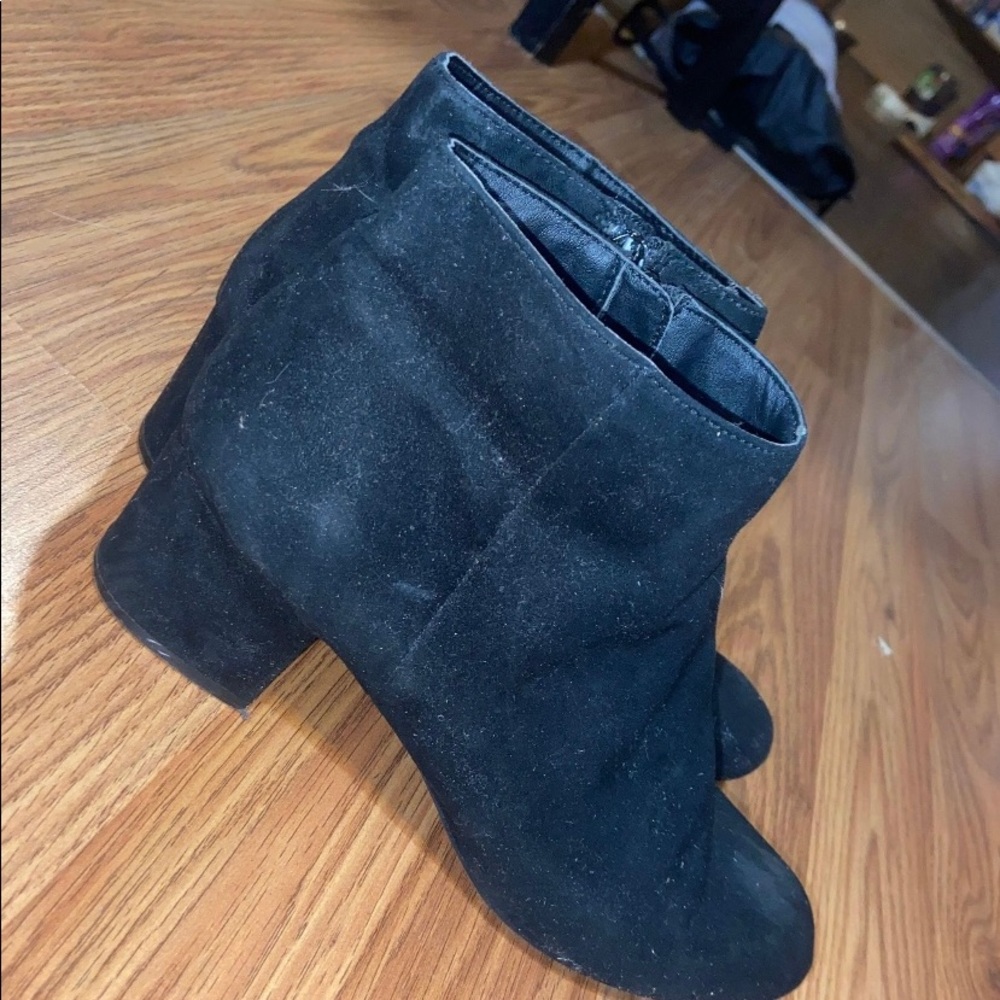 black booties